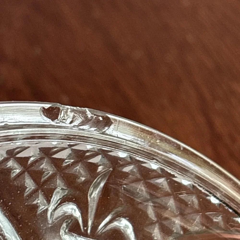 Vintage KIG Malaysia Candy Dish Clear Pressed Glass Hearts and Roses w/ Lid Chip